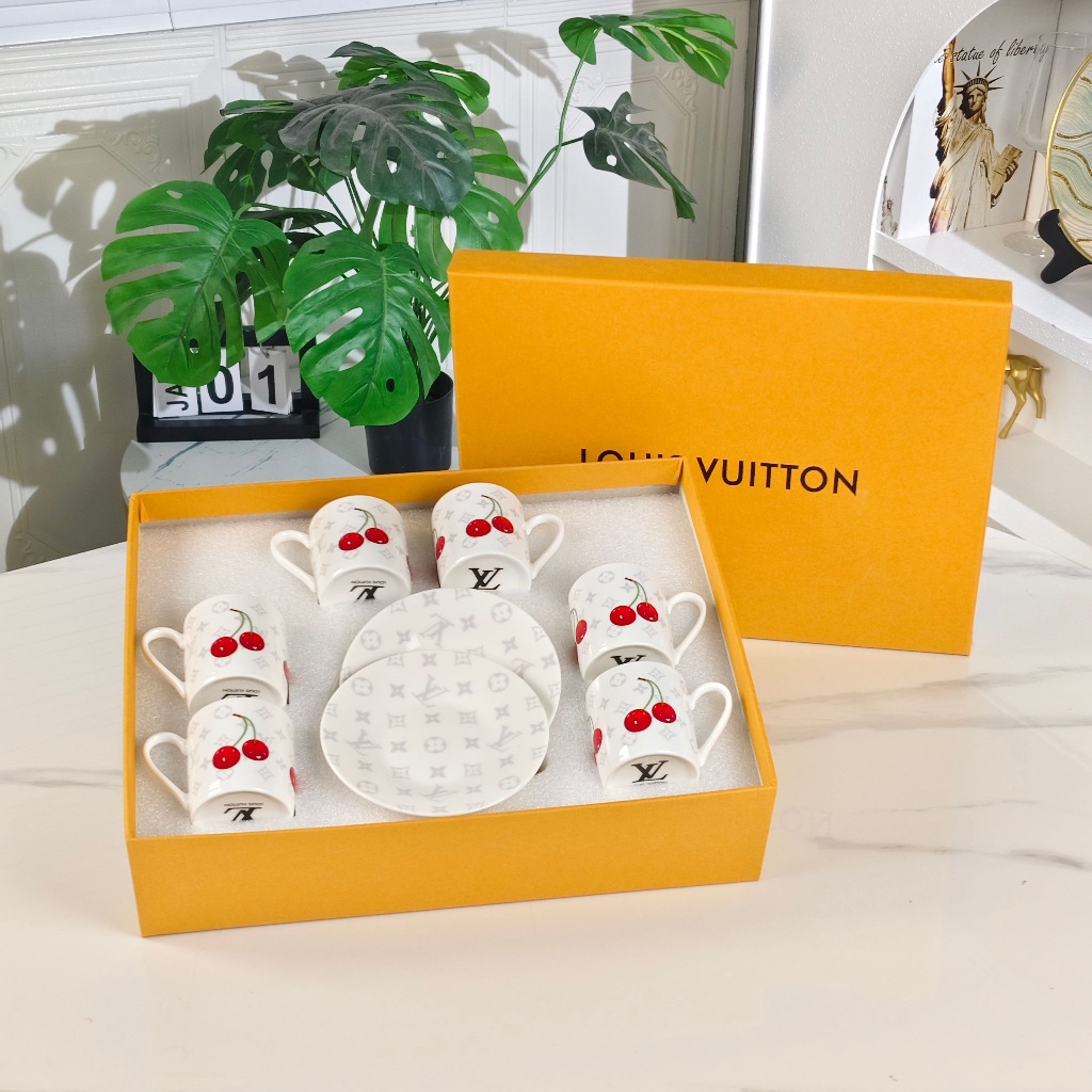 LV's Cherry Series Bone Porcelain Concentrated Cups and Plates 6 Cups and Plates Afternoon Tea Party