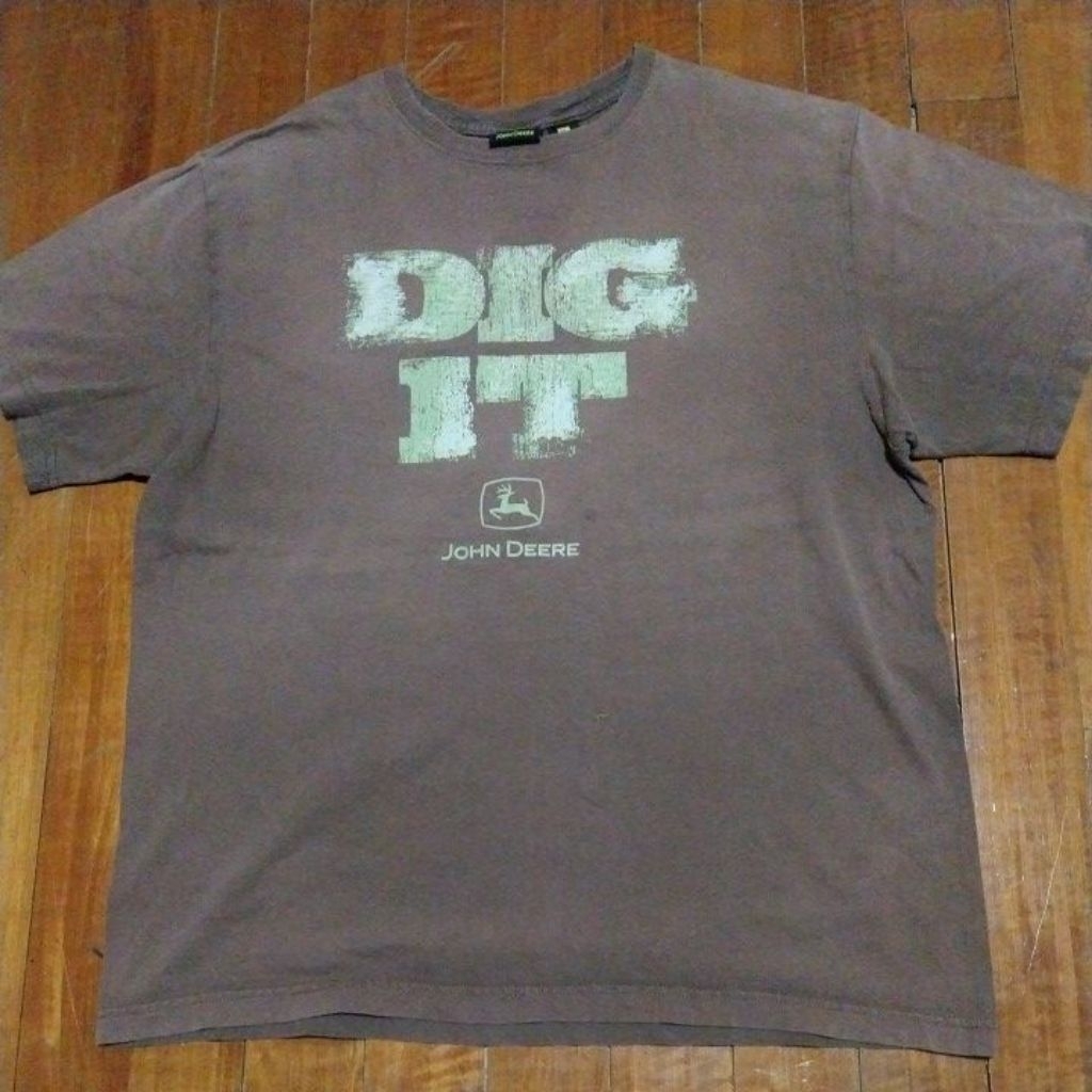 เสื้อยืดแขนสั้น แนวสตรีทเอ้าท์ดอว์ JOHN DEERE แท้ มือสอง สภาพดี ของพร้อมส่งครับ