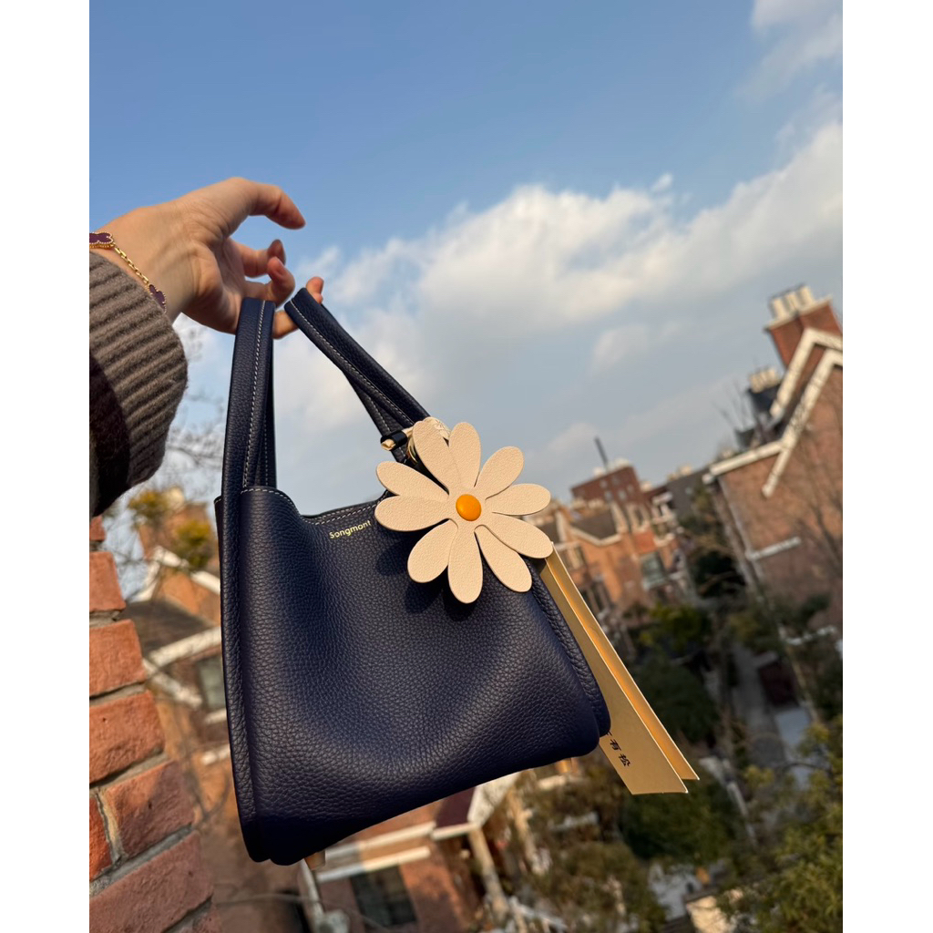 ✅พร้อมส่งจาก🇹🇭 [แบรนด์แท้💯] Songmont Charm - จี้ Charm พวงกุญแจห้อยกระเป๋า Songmont Bag | ไม่มีกล่อง