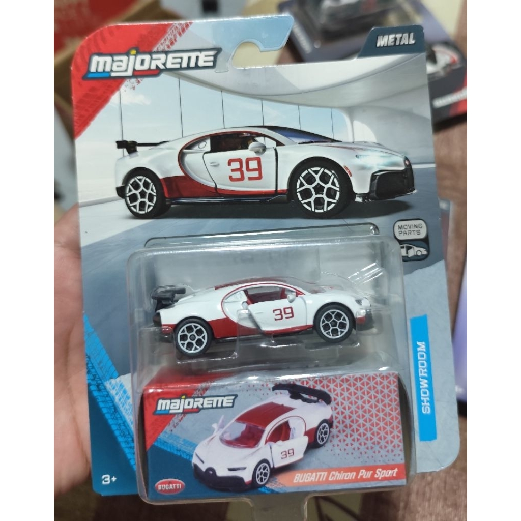 Majorette Premium Showroom Deluxe Cars Bugatti 1:64