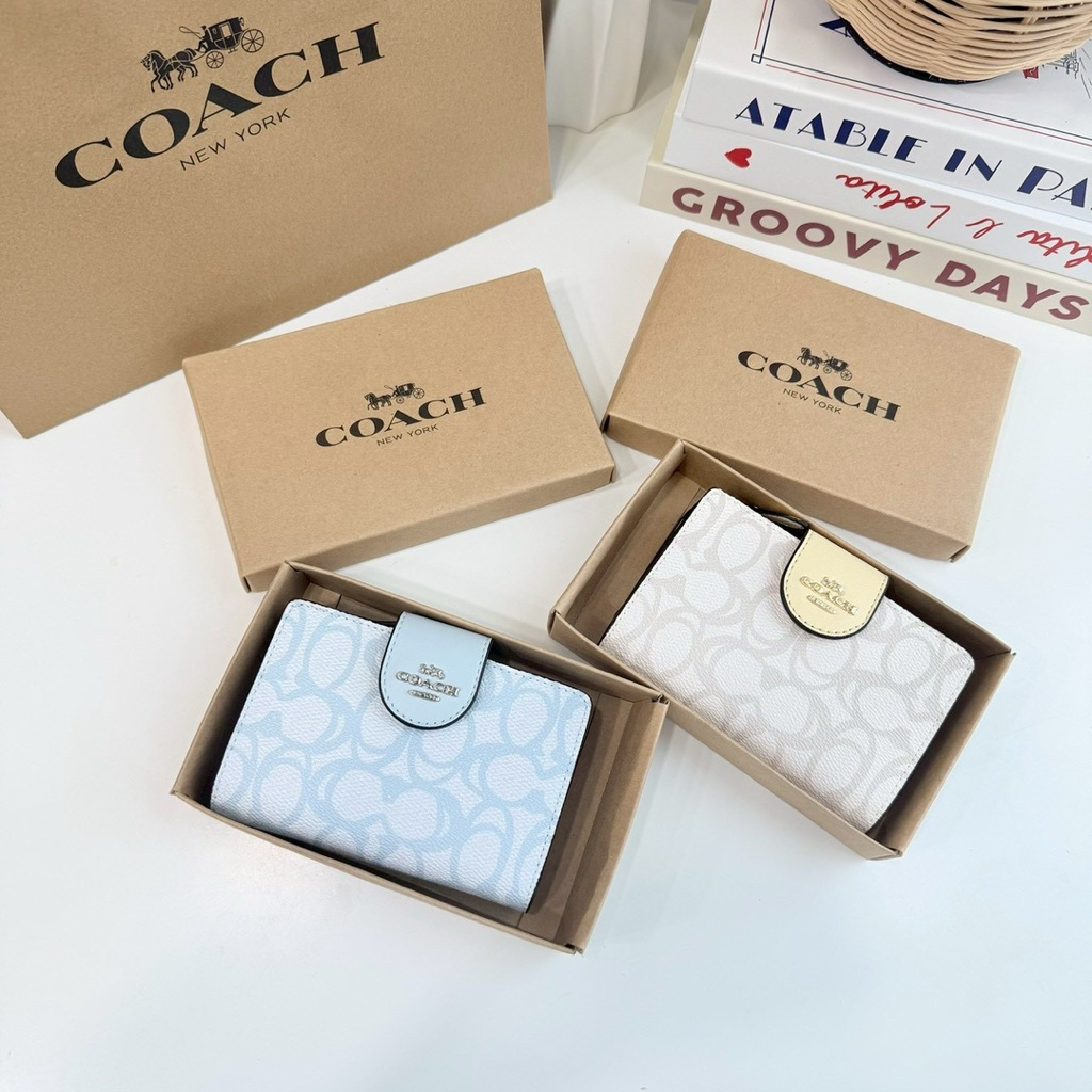 ✨Outlet|กระเป๋าสตางค์Coachใบกลางพร้อมส่ง