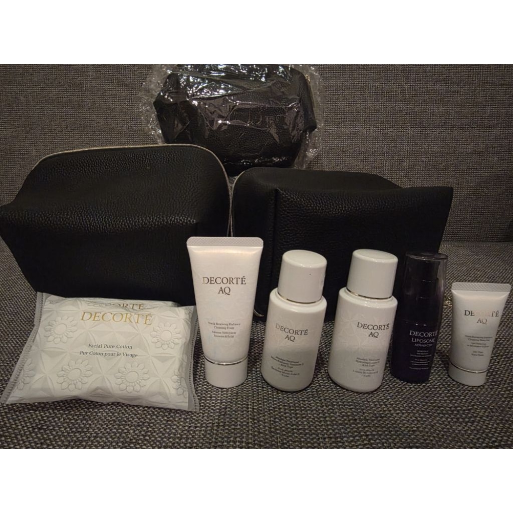 ชุดเซ็ท DECORTE' AQ พร้อมกระเป๋า