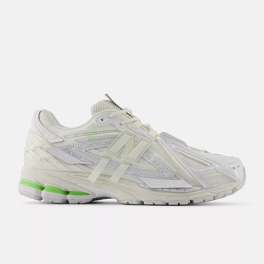 NEW U1906AE WHITE, WHITE, WHITE