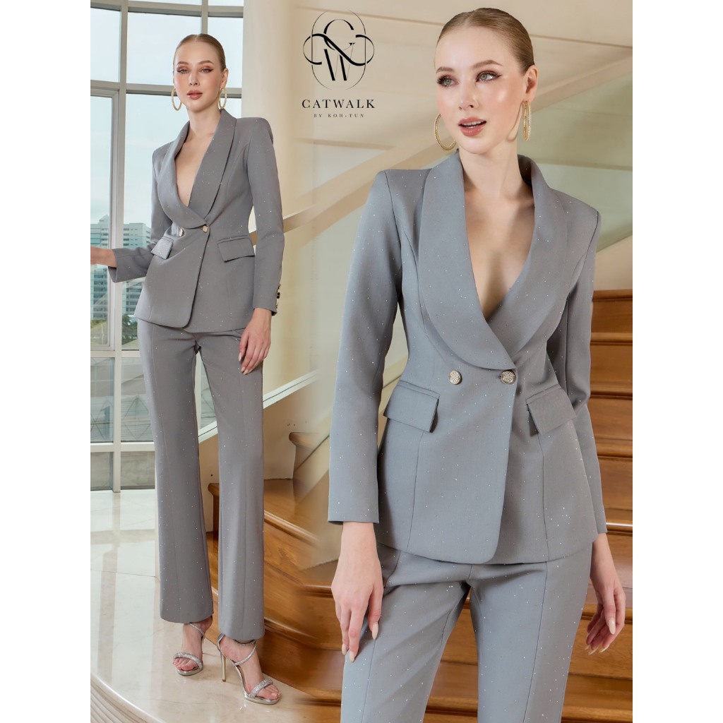 รบกวนเช็คสินค้าก่อนสั่งซื้อคะ Catwalk(แคทวอล์ค)  SETสูทปกกล้วย+กางเกงทรงสวย สีเทา / Grey