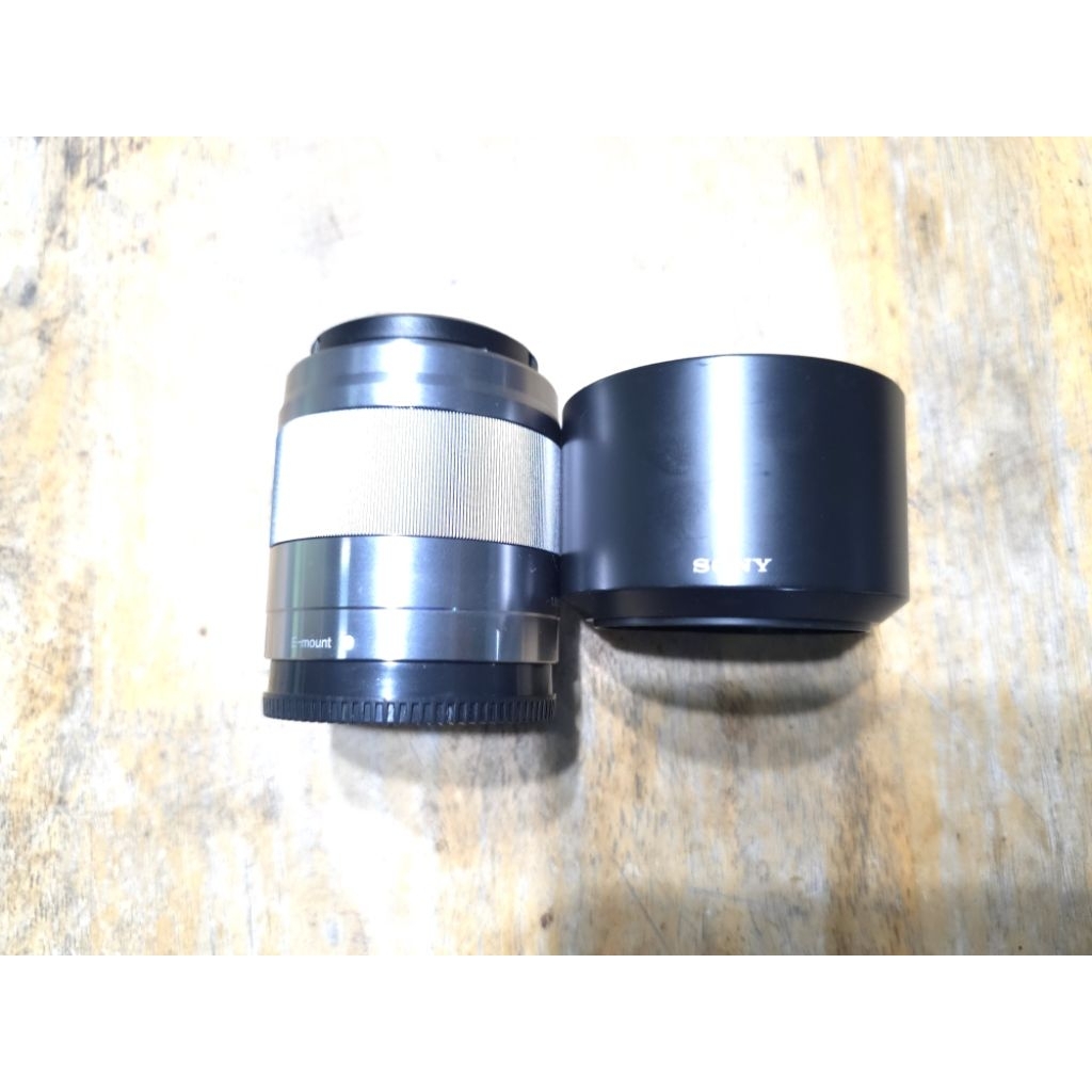 Sony 50mm f/1.8 E OSS