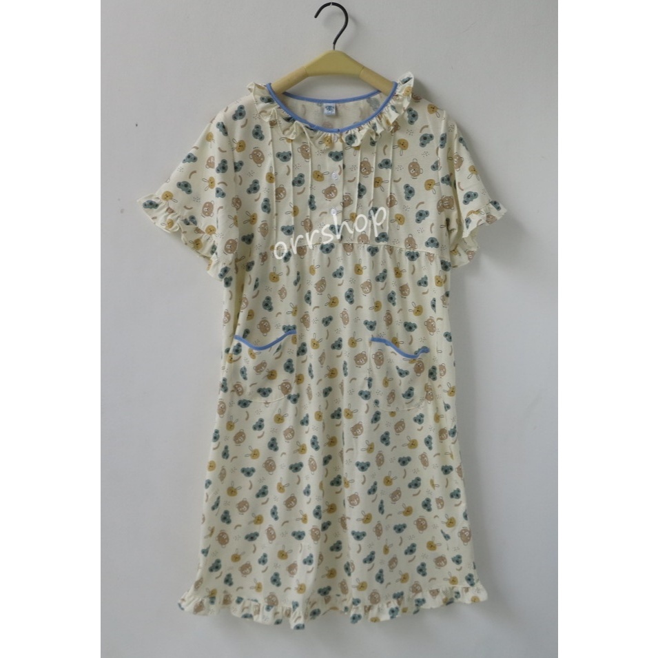 ชุดนอนเด็กหญิง ไซส์ 10-12 ชุดกระโปรงแขนสั้น ผ้ายืด แบบคอระบาย กระดุม 3 เม็ด