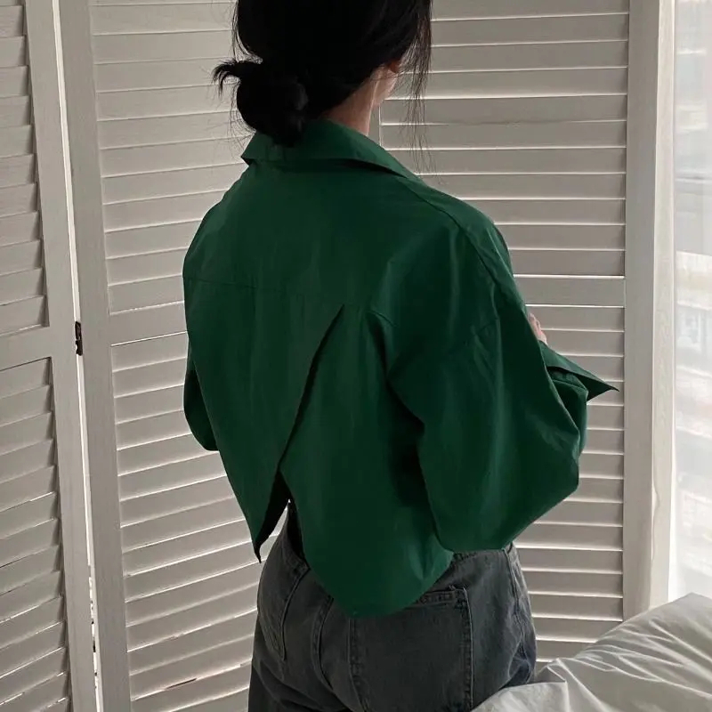 เสื้อแขนยาวผู้หญิงสไตล์เกาหลี เสื้อครอป ผู้หญิงสูทหลวมรุ่นออกแบบปก ทรงหลวม ผ่าหลังและคอปก สําหรับผู้หญิง - รูปที่ 4