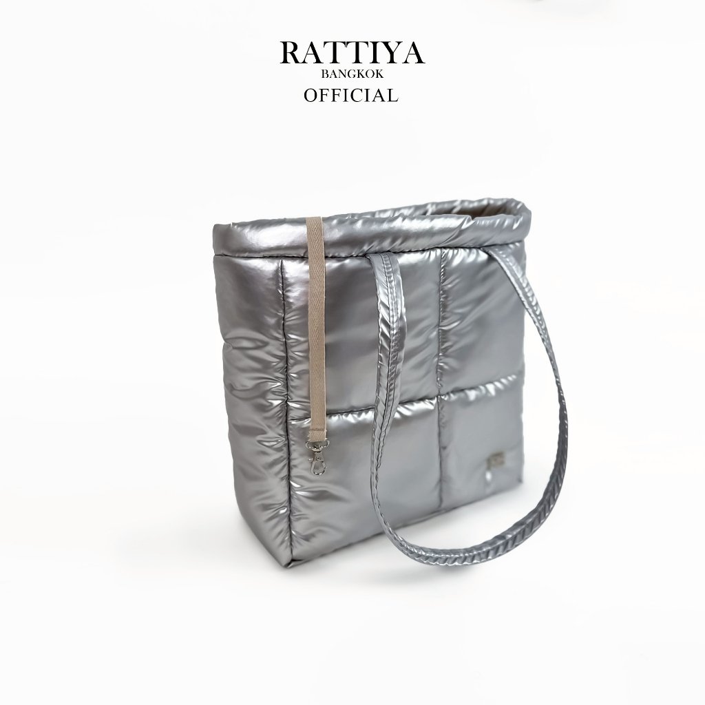 [RATTIYA BANGKOK] Quadra Tote Bag rPET / 2 colors กระเป๋านุ่มนิ่มผ้าRecycled น้ำหนักเบาพิเศษ สะพายไหล่ - รูปที่ 5