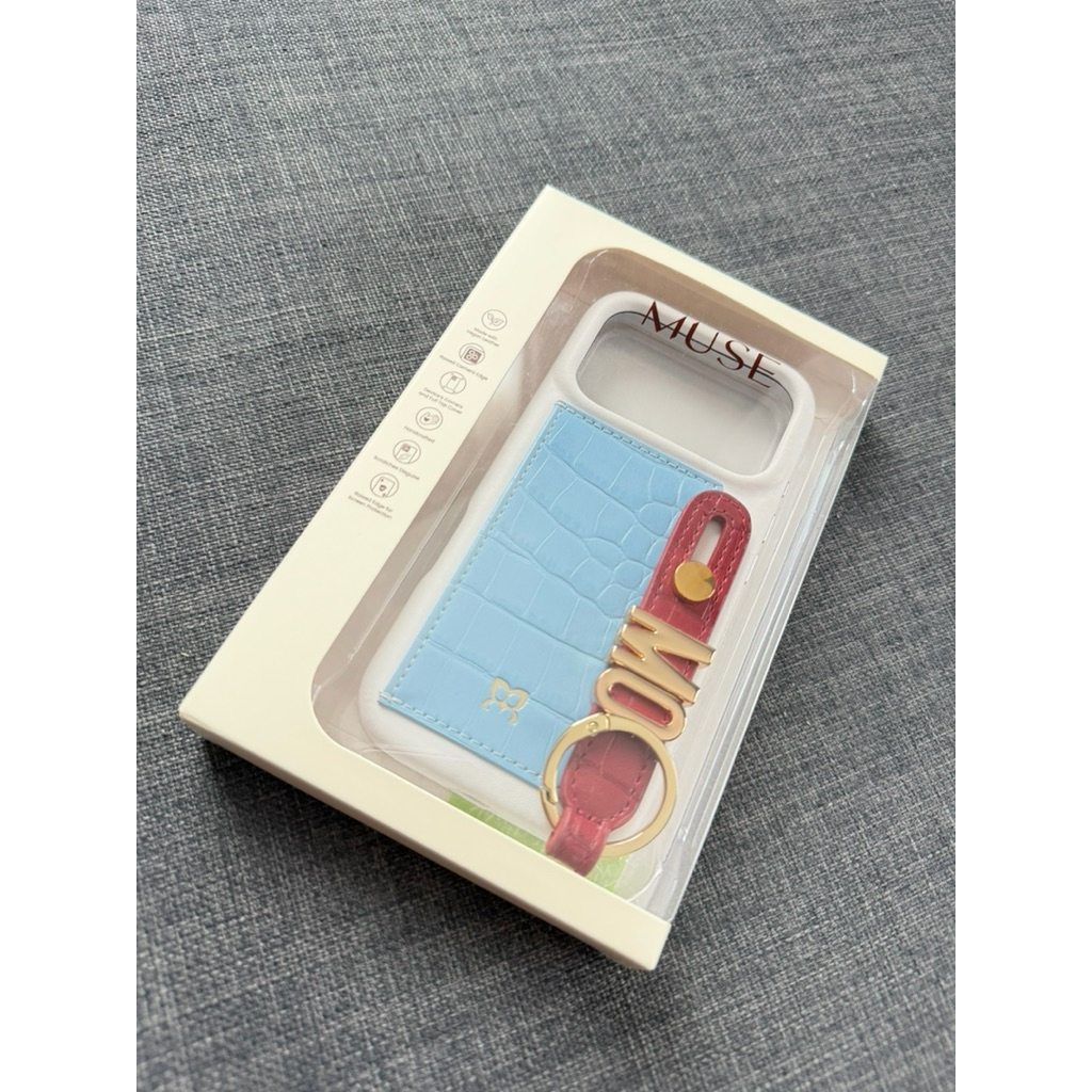 ส่งต่อ : MUSE alphabet case for iPhone 17 pro (ขายเฉพาะเคส อักษรขายแยกค่ะ)