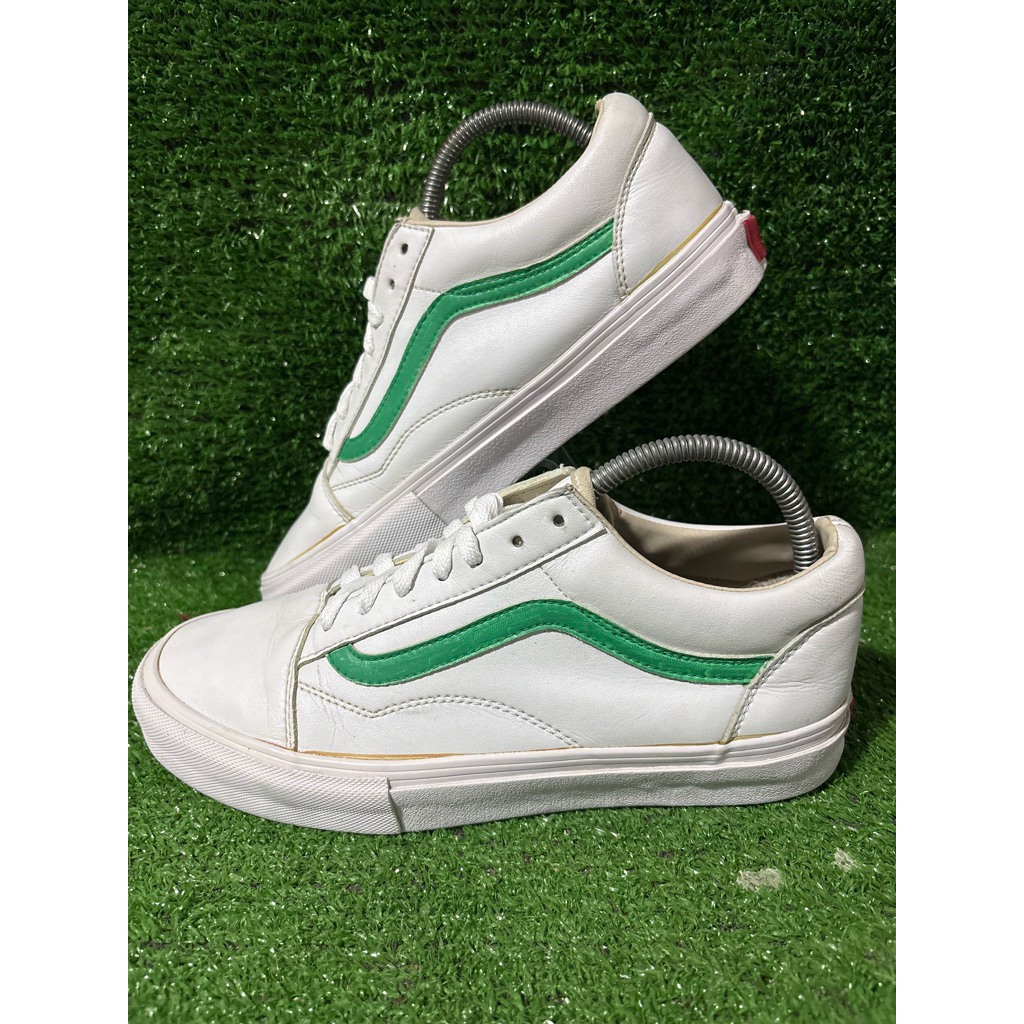 รองเท้ามือสอง V หนัง ไซด์ 40 ยาว 25.5