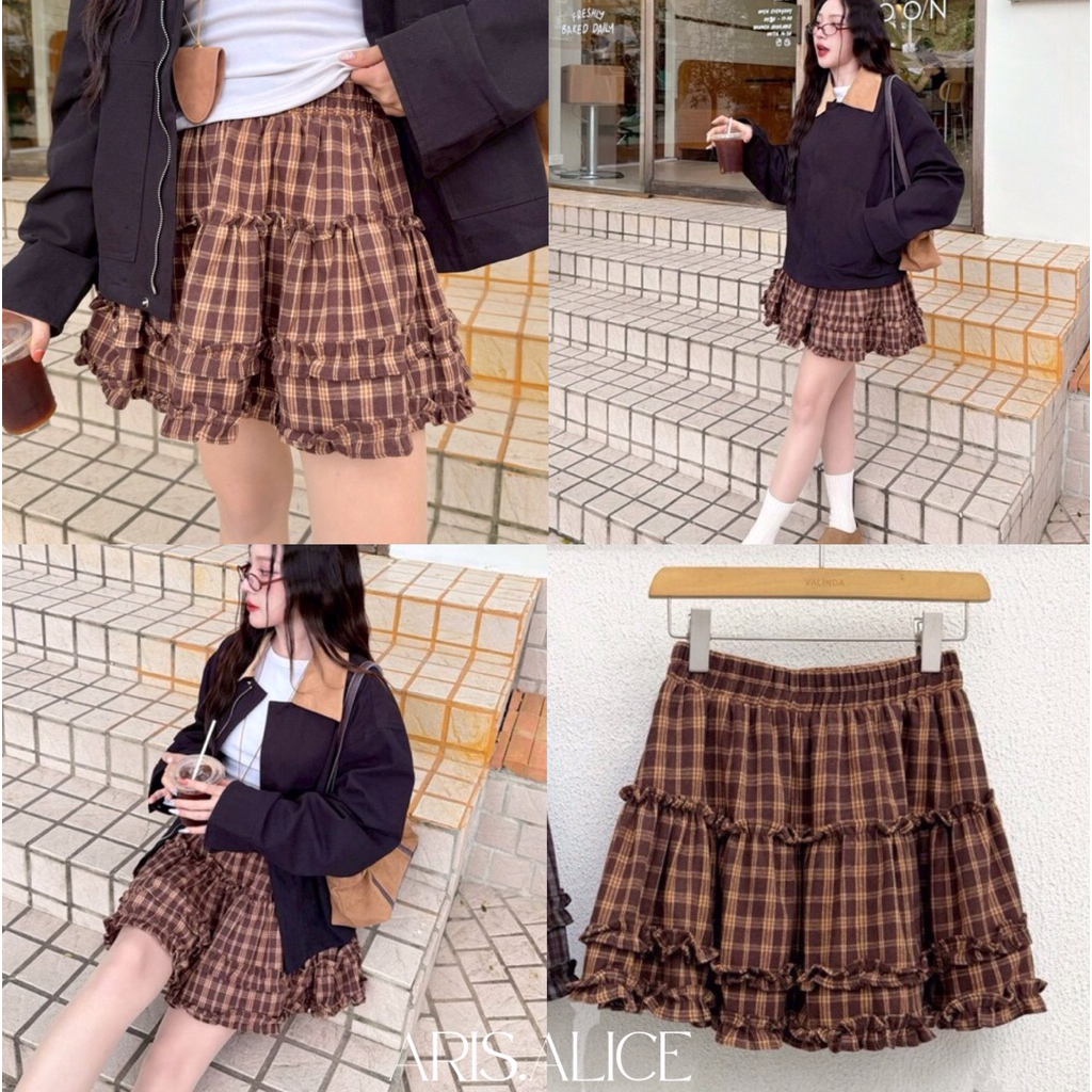 กระโปรงสั้นลายตาราง สีสวยมากๆค่ะ เย็บระบายเป็นเลเยอร์ 2ชั้น ผ้าดีมากๆ มีซับในกางเกง งานสวย สีสวยมากๆค่า