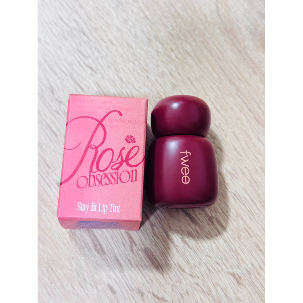 [พร้อมส่ง] ส่งต่อ FWEE - Rose Obsession Lip Tint ลิปทิ้นท์ 3.5ml สี MW02 Burnt Rose (สภาพ 90%)