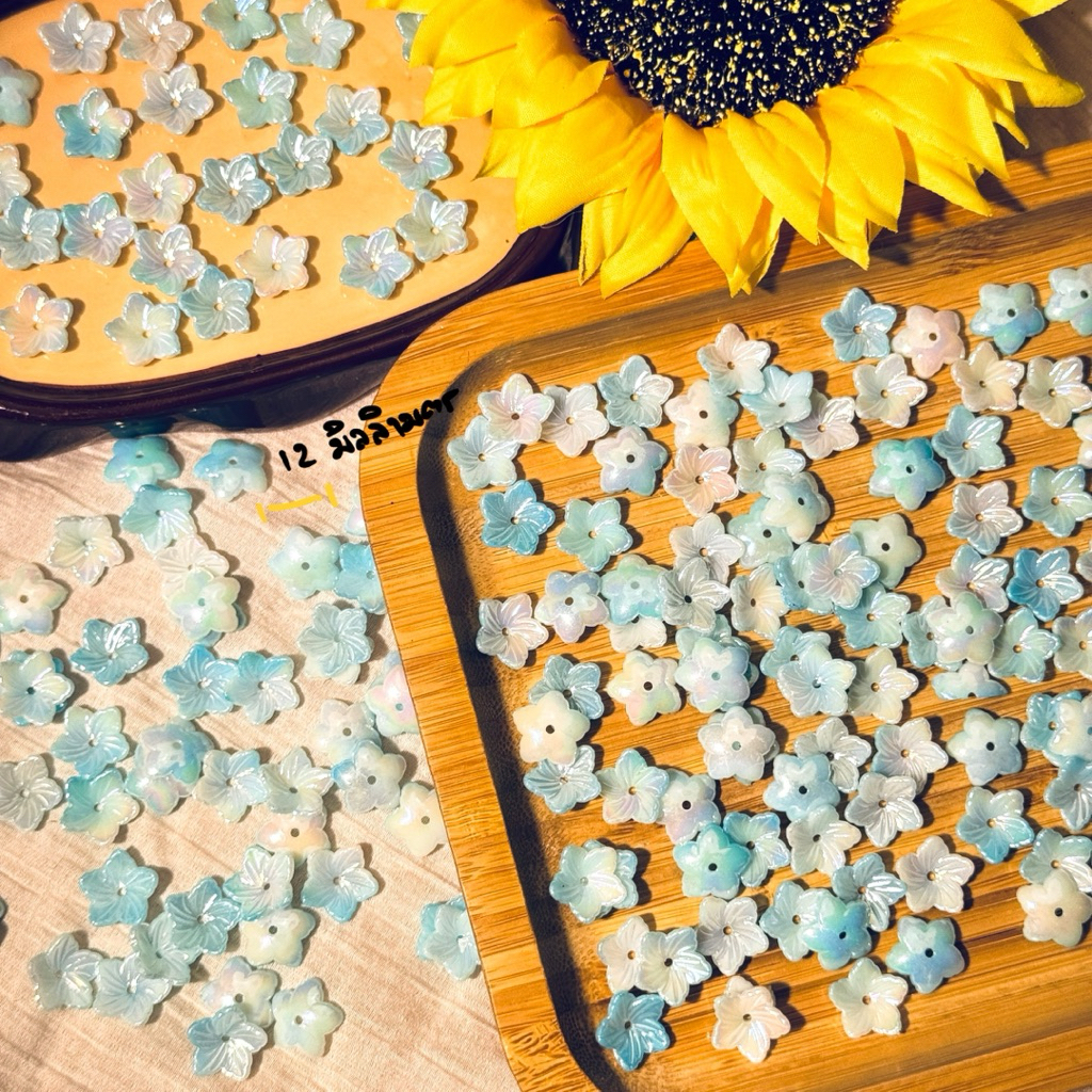 ดอกพีชอะคริลิค 12 มิล คละสีหวานใส สำหรับงานเครื่องประดับ 30ชิ้น -Peach Blossom Beads
