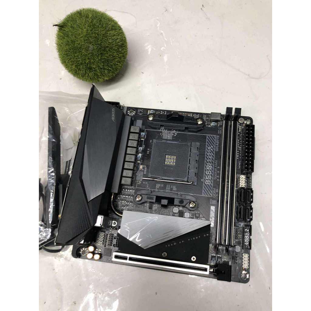 MAINBOARD (เมนบอร์ด) AM4 GIGABYTE B550I AORUS PRO AX ไม่มีกล่อง ใช้งานปกติ ประกันร้าน
