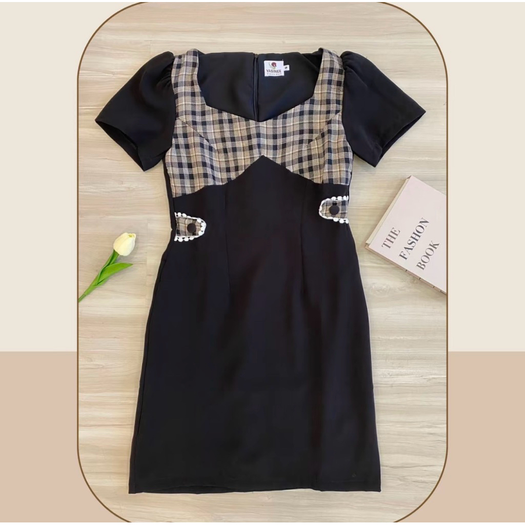 เดรสแบรนด์ Yasinee ผ้าบาร์บี้สีดำ ไซส์ S มือ1 ซักเก็บ สภาพใหม่มาก