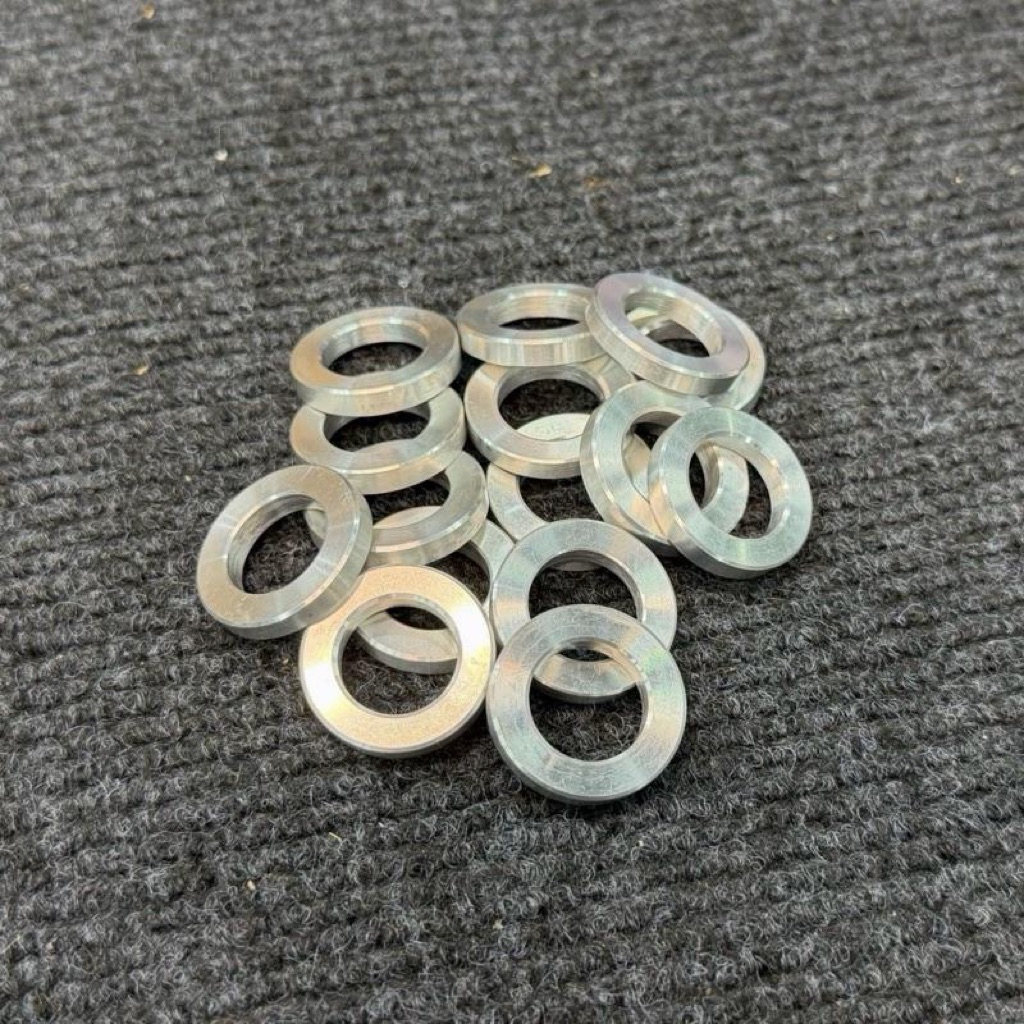 แหวนรองโช๊คหูบน เวฟ125Led 1คุ่