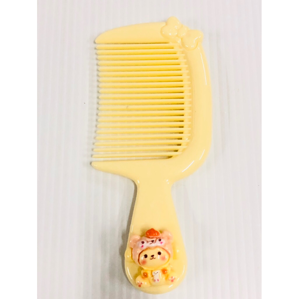 หวีสั้นพลาสติก การ์ตูน Sanrio  คละลาย แพคละ 12 อัน - รูปที่ 4