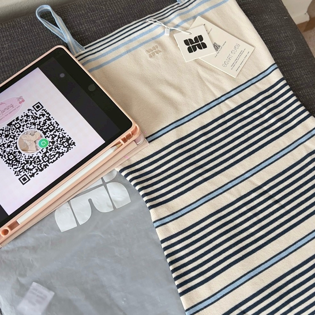 HEART EYES DRESS size : s , m