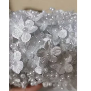 SS07*พร้อมส่ง*มุกเส้นดอกไม้ 4 มม. มุกเส้นเอ็น ขายเป็นเมตร 1 เมตร (100ซม.)