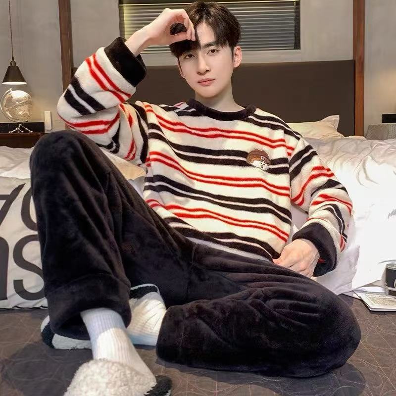 2308 E ชุดนอนผู้ชายผ้าขนแกะเทียมเนื้อผ้าหนากำลังดี อุ่น Fellเมืองหนาว10องศามีหลายสีหลายลายให้เลือกสินค้าพร้อมส่ง
