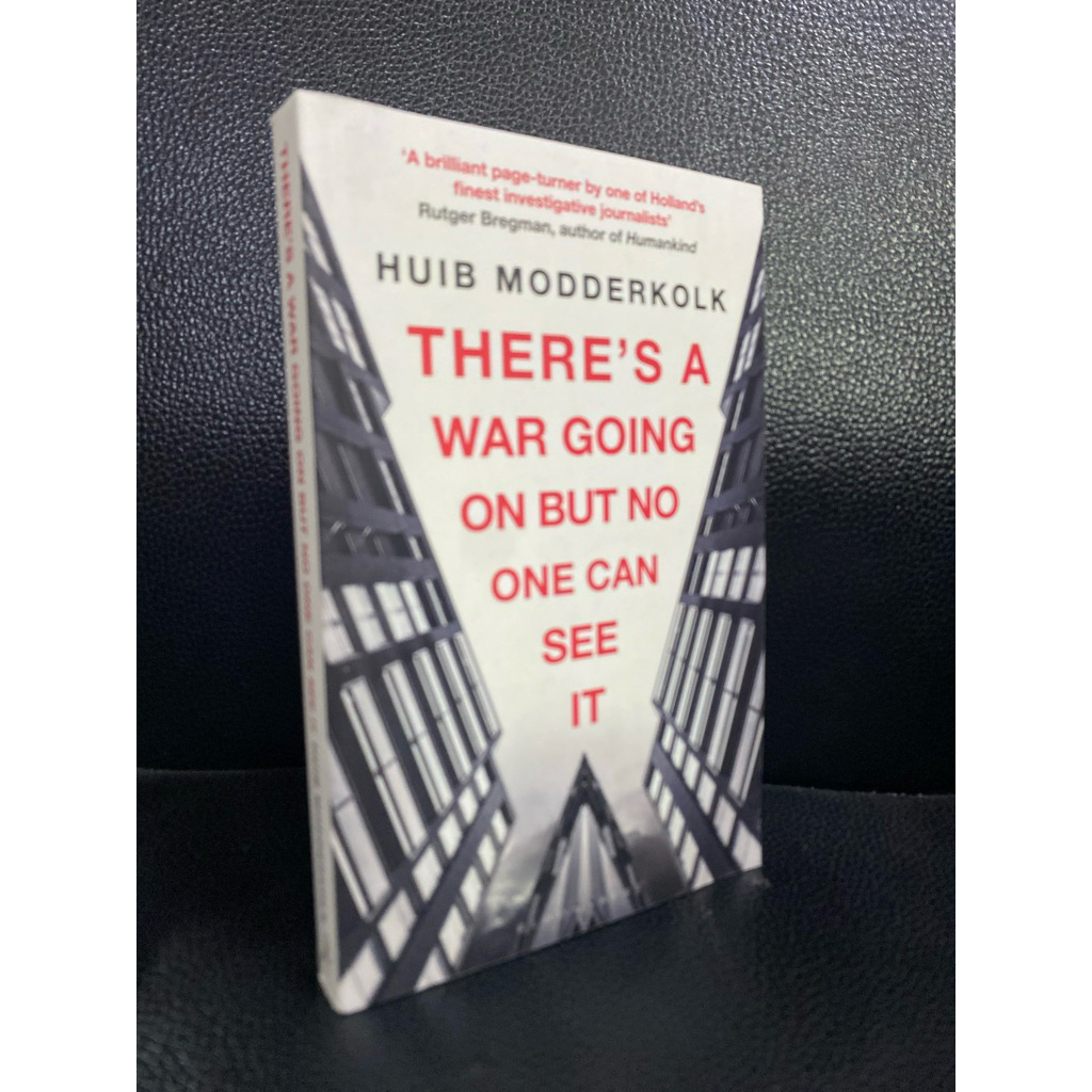 (หนังสือภาษาอังกฤษพร้อมส่ง) THERE'S A WAR GOING ON BUT NO ONE CAN SEE IT HUID MODDERKOLK(R5)