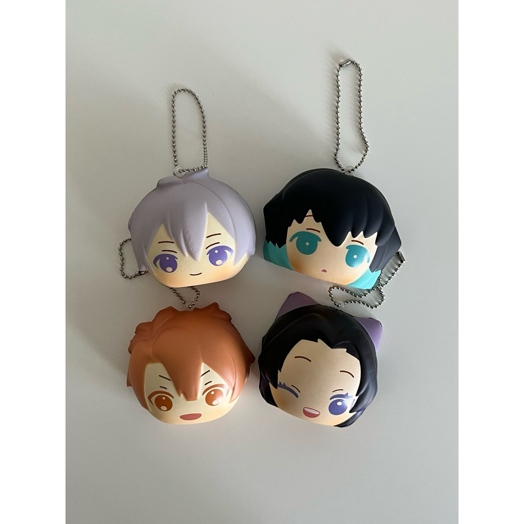 (พร้อมส่ง) - แท้จากญี่ปุ่นมือ 1 พวงกุญแจสกุชชี่ Demon Slayer Idolish7 Squishy Bread Squeeze Keychain