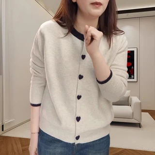 GAKKI เสื้อคาร์ดิแกนผู้หญิง เสื้อสเวตเตอร์แขนยาวคอกลมผู้หญิง กระดุมรูปหัวใจ พร้อมส่ง รุ่น Y9822-1#