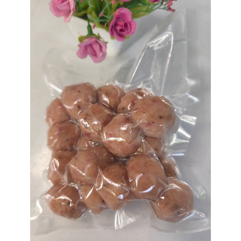 ไส้กรอกอีสานหมูเปรี้ยว ยังไม่ได้ทอด อร่อย เปรี้ยวกำลังดี