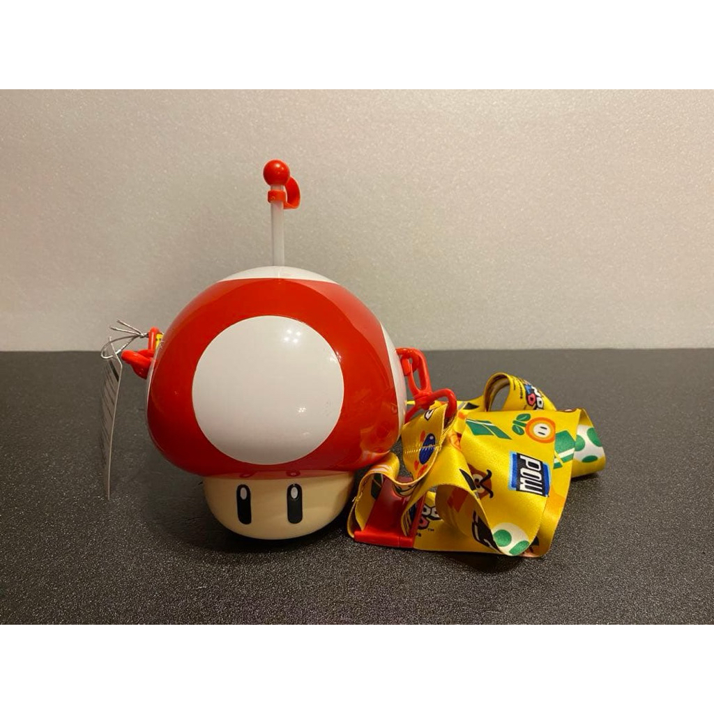 กระติกน้ำห้อยคอเห็ดมาริโอ้ งานusj ป้ายห้อย