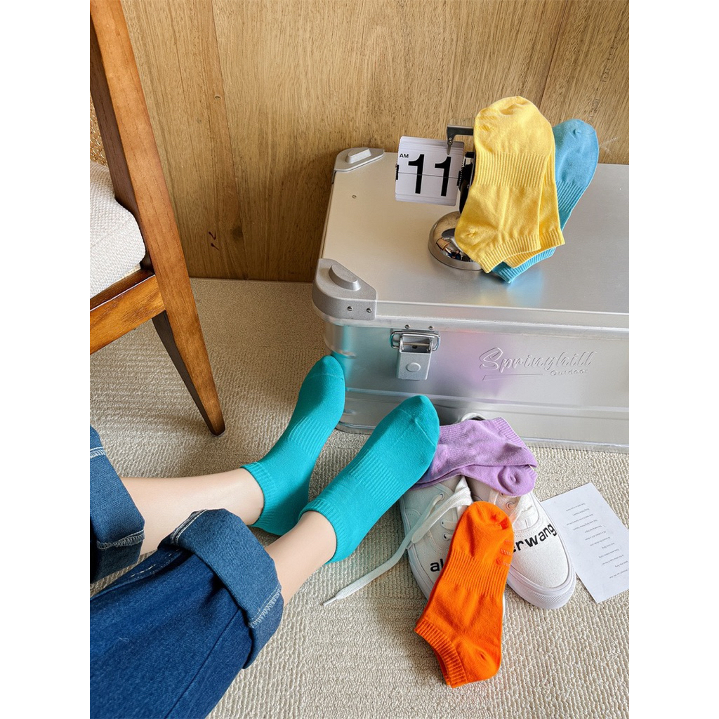 ถุงเท้าข้อสั้นสีพื้น มียางกันลื่นใต้เท้า 16 สี พร้อมส่ง (ฟรีไซต์ผู้ใหญ่ เท้า36-44) - รูปที่ 2