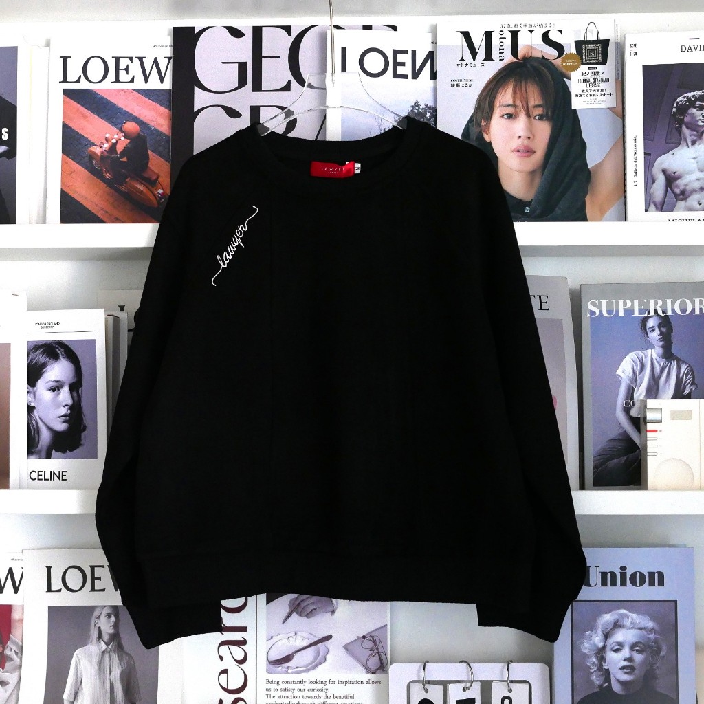 Lawyer Store [ 726267] เสื้อแขนยาวผ้าหนังกลับ งานหนังกลับ แขนยาว ดีเทลงานปัก ทรงสเวสเตอร์ เสื้อแขนยาว เสื้อสเวสเตอร์