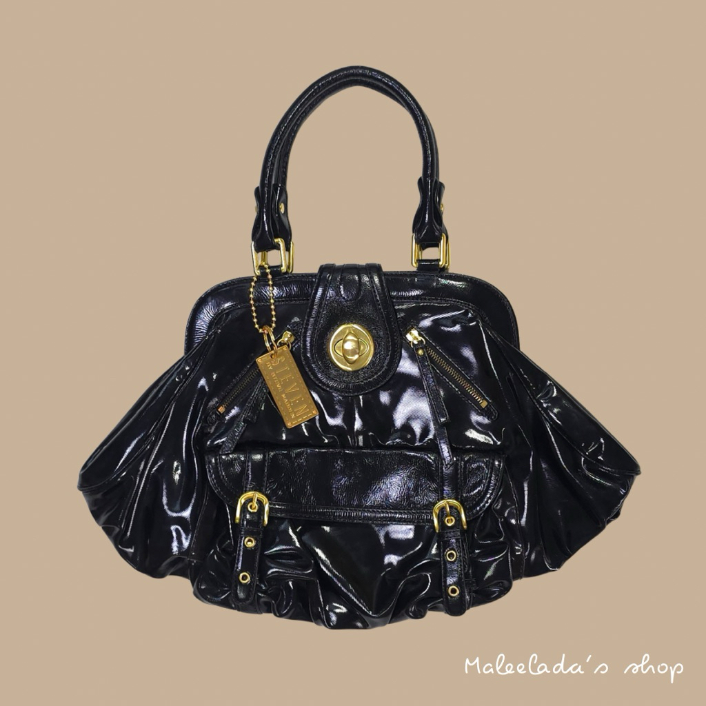 STEVEN by Steve Madden กระเป๋าวินเทจหนังแก้วสีดำ อะไหล่ทอง ซับในลายเสือดาว🐆