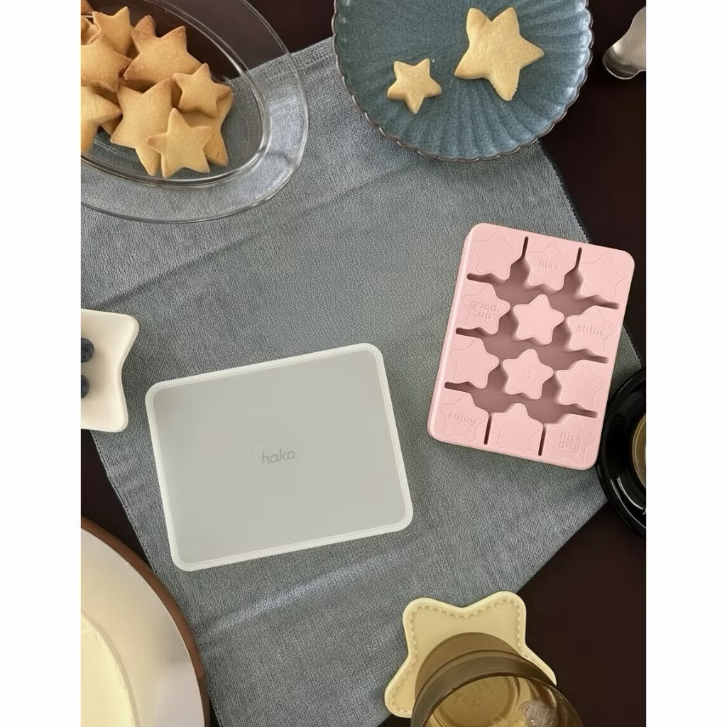 ถาดน้ำแข็งซิลิโคนรูปดาว  hako Silicone Ice Tray : Star [ Food Grade ]