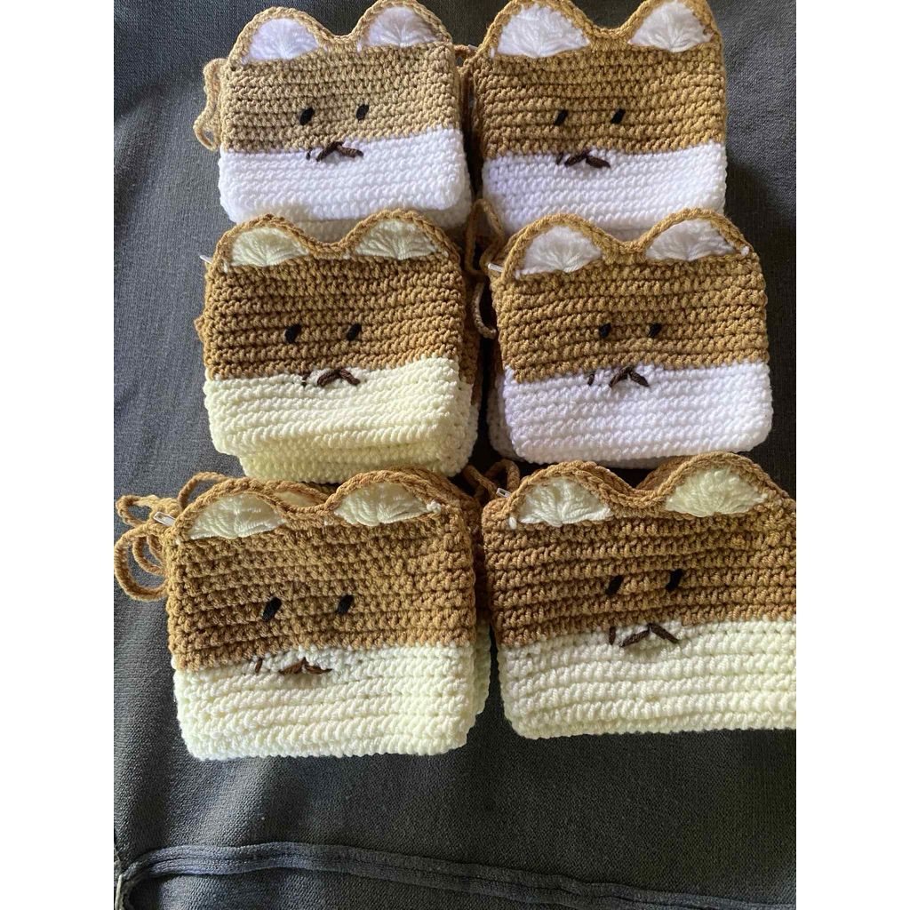 กระเป๋าใส่เหรียญ กระเป๋าไหมพรม กระเป๋าใบเล็ก หมีน้ำตาล ราคาถูก Shopee Lazada
