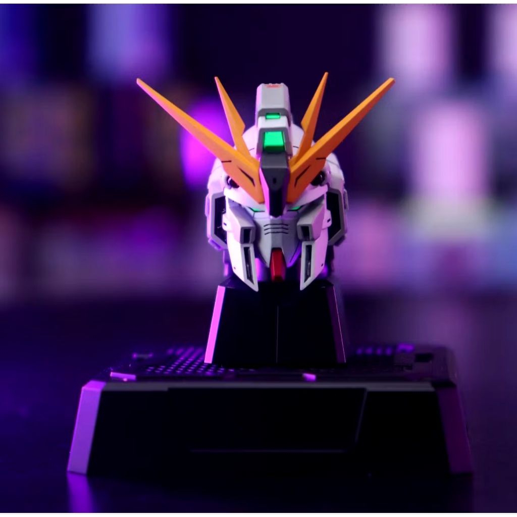 (พร้อมส่ง) Nu Gundam Head Mg 1/100