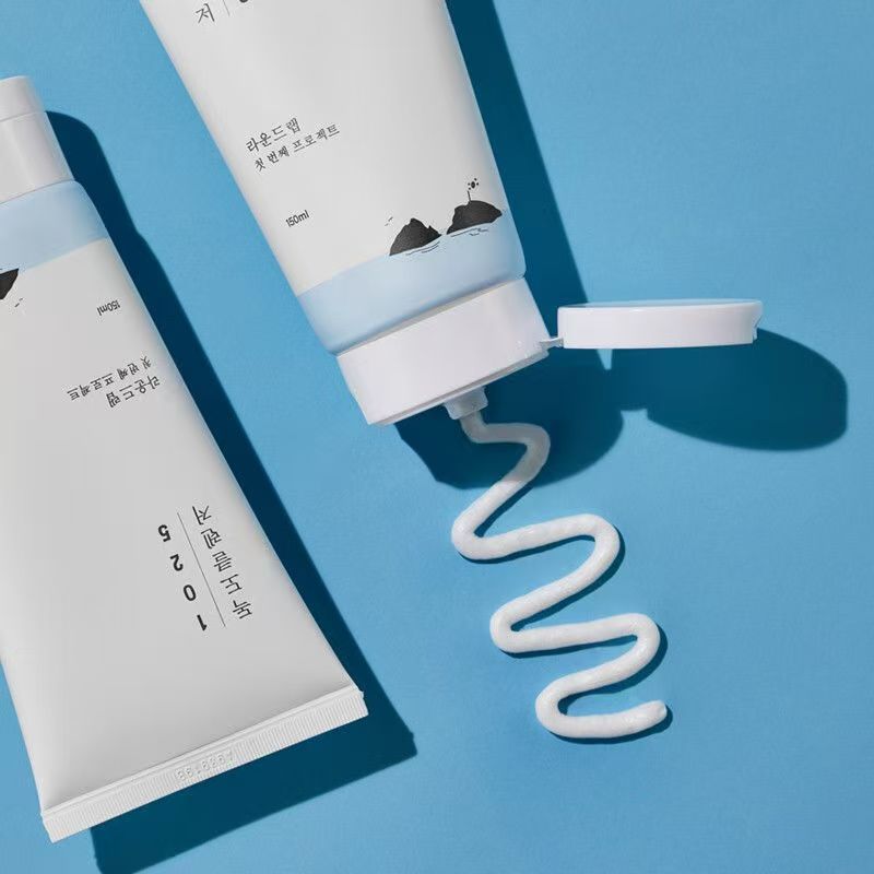 🧼🧼ROUND LAB 1025 Dokdo Cleanser คลีนเซอร์ทําความสะอาดผิวหน้า 150ml โฟมล้างหน้าสูตรอ่อนโยน ทำความสะอาดผิวหน้า