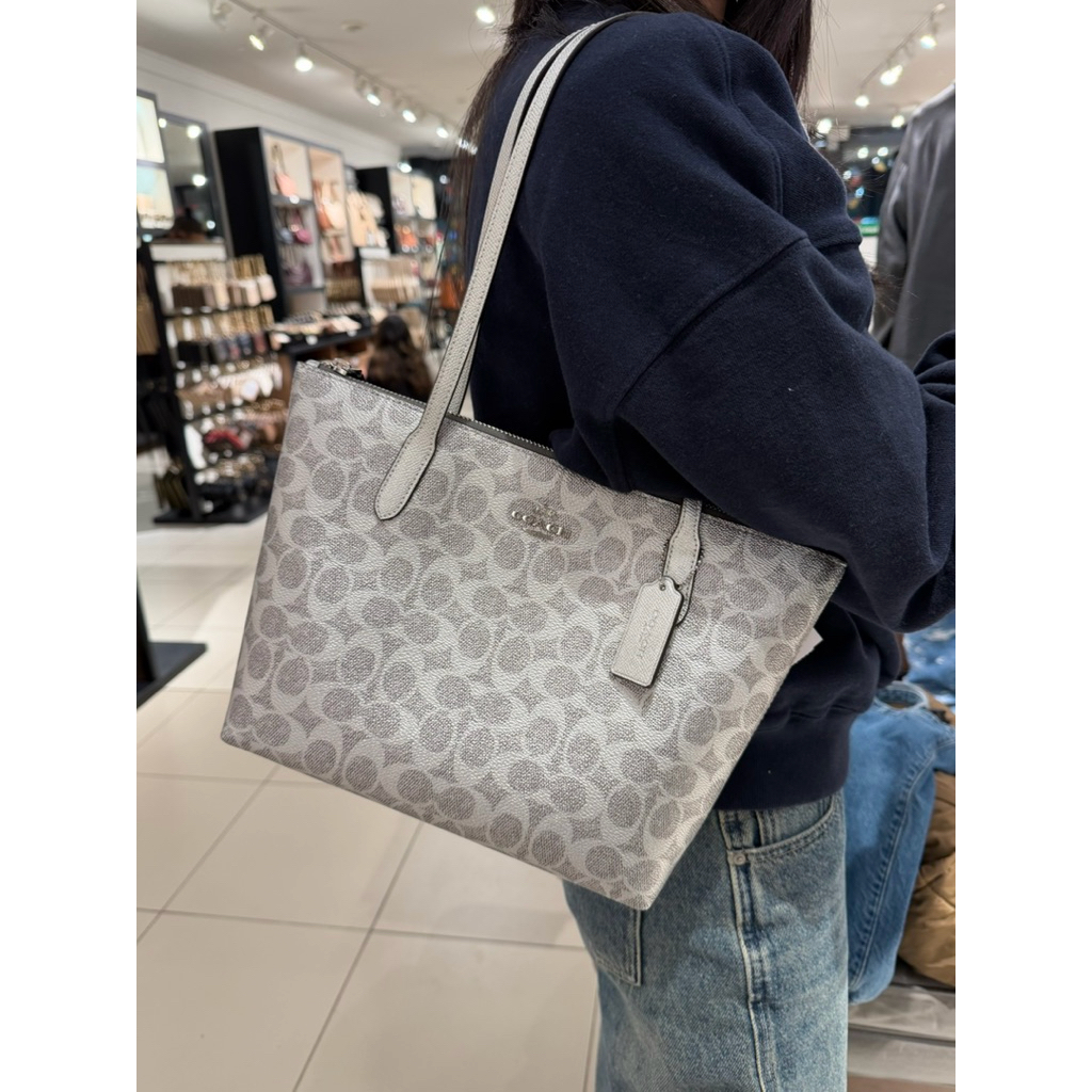 กระเป๋า สินค้าของแท้จากอเมริกา