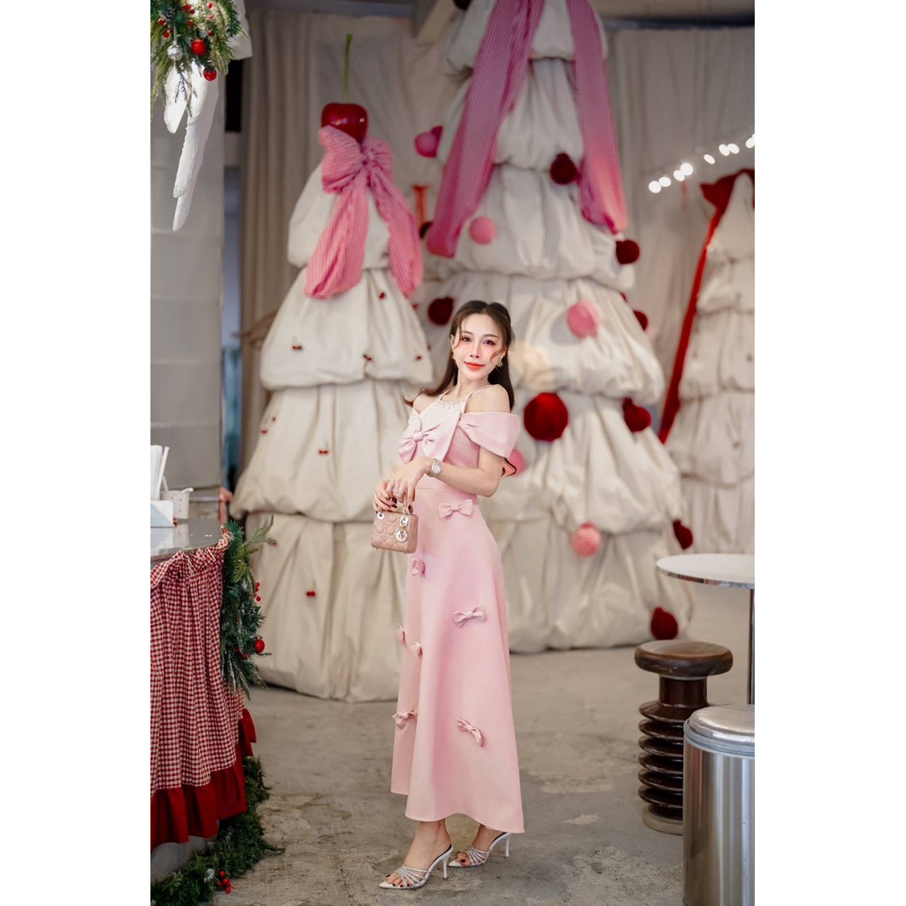 (ขายดี) เดรสยาว เดรสออกงาน แต่งโบว์หน้า อะไหล่แน่นๆ สวยมากๆ เดรสไปงานแต่ง สีชมพูนู๊ด งานป้าย thanyacha รูปที่ 5