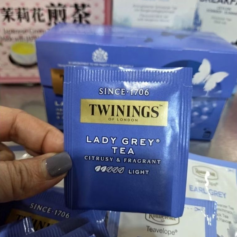 Twinings Lady Grey 2g แบบซองชง (6 ซอง ทดลองชิม) สัมผัสสุนทรียรสที่สดชื่นจากผลไม้กลุ่ม citrus