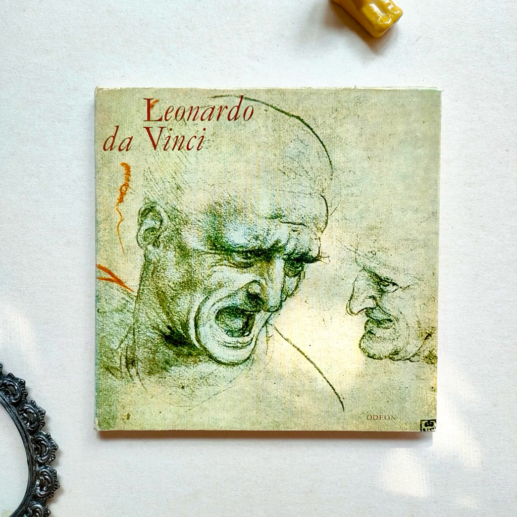 หนังสือศิลปะมือสอง หนังสือภาษาอังกฤษ Leonardo da Vinci ปกแข็งมีปกหุ้ม