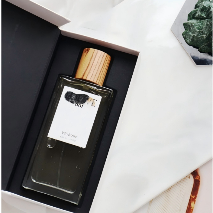 ของแท้ 100% โลเว่ Loewe 001 Woman EDT 100ml น้ำหอม น้ำหอมสำหรับผู้หญิง กลิ่นหอมติดทนนาน - รูปที่ 2