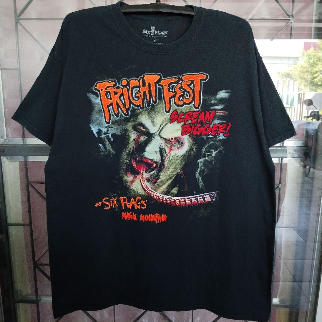เสื้อยืดเปิดกระสอบมือ2 Fright Fest "Scream Bigger!"