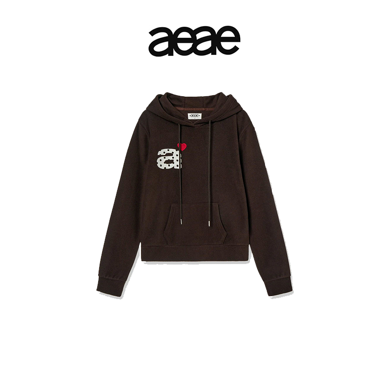 AEAE DOT SMALL LETTER FLEECE HOODIE-BROWN/WHITE/NAVY เสื้อฮู้ดตัวอักษรรูปหัวใจ