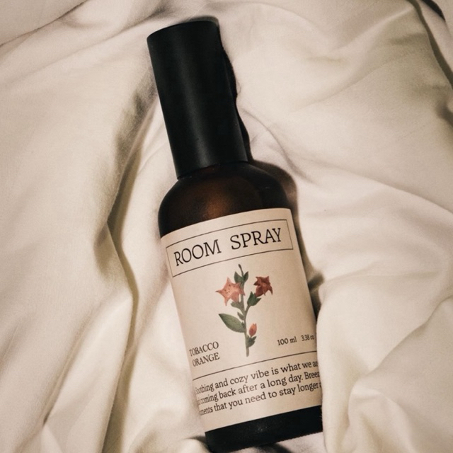 Breezy room perfume spray 100ml สเปรย์ฉีดห้อง ฉีดรถ ดับกลิ่น สเปรย์กลิ่นหอม