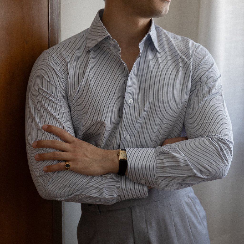 Thepatterns.co - S05 Pinstripe Spread Collar Shirt เสื้อเชิ้ตสไตล์คลาสสิค คอป้าน สีฟ้าลายทาง