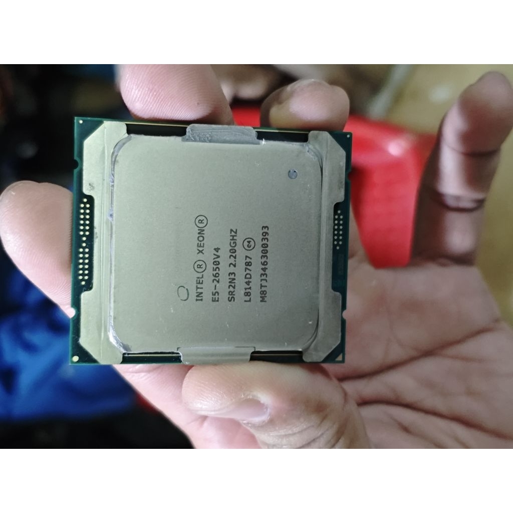 xeon e5 2650V4 มีแต่ตัว Cpu รองรับ LGA 2011 โปรดตรวจสอบเมนบอร์ดก่อนสั่งซื้อ