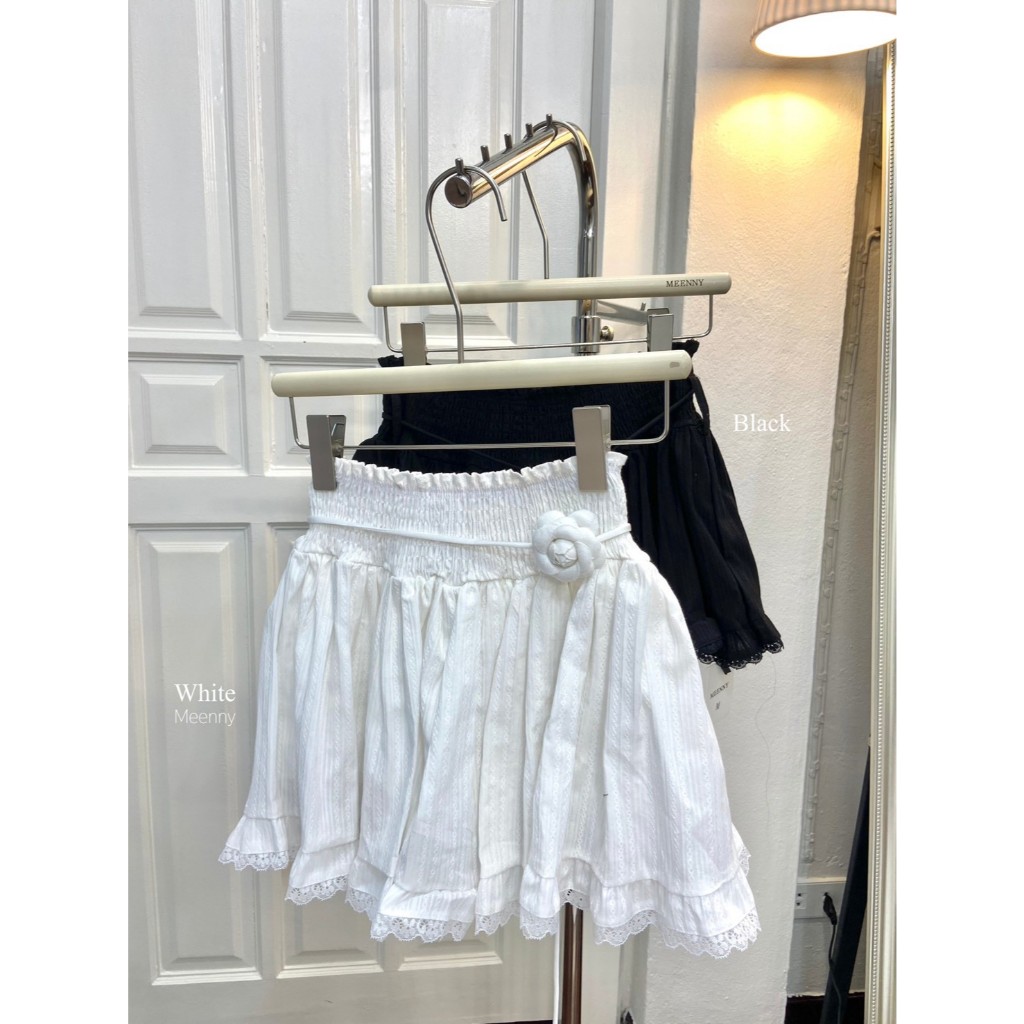 Meenny Closet | LX02 (มีSize) กระโปรงน่ารักเเต่งดีเทลดอกไม้ MEENNY รูปที่ 8