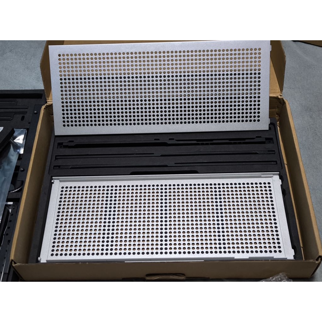 (มือสอง) formd T1 v2.1 สีไทเท