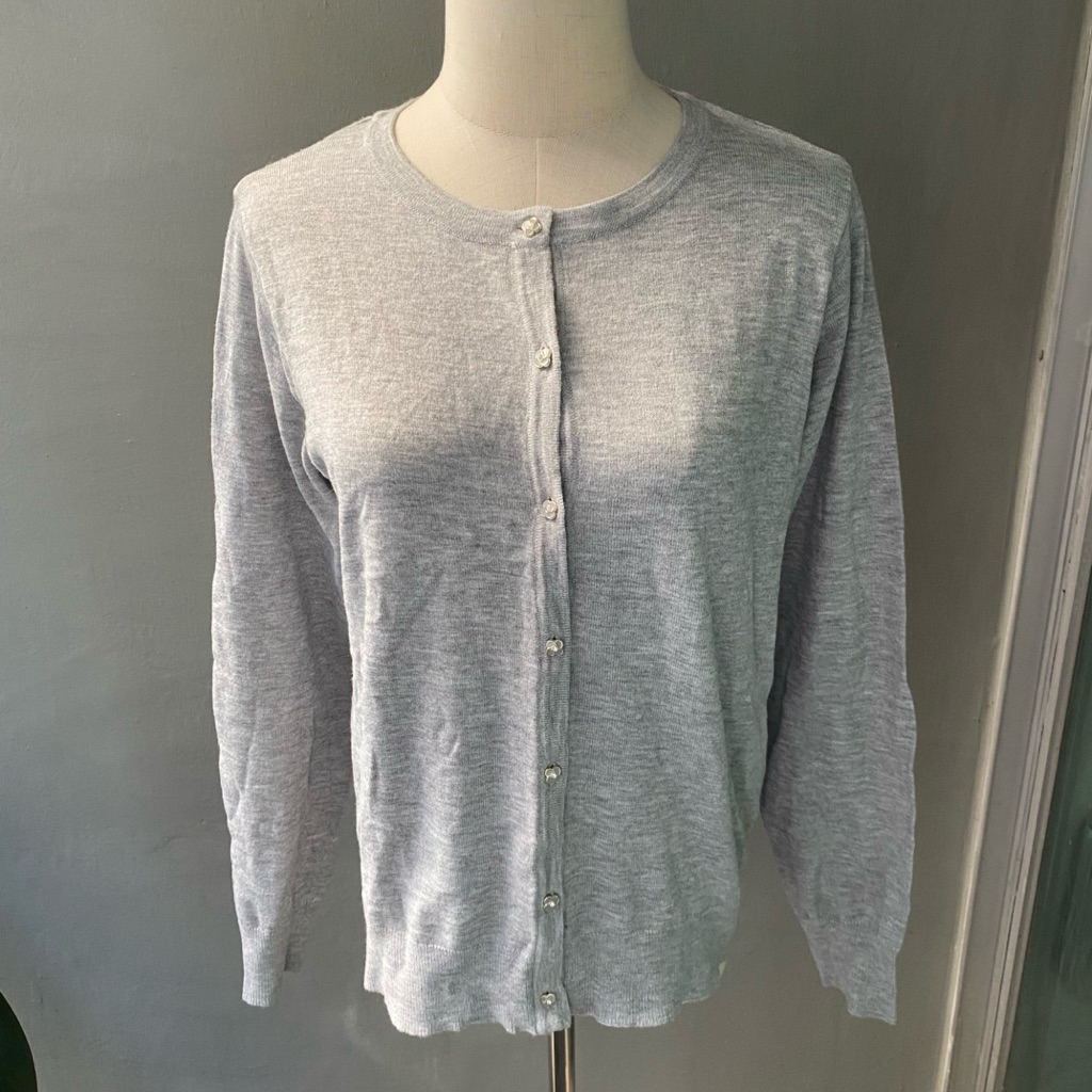 USED Cinema Club grey cardigan size LL