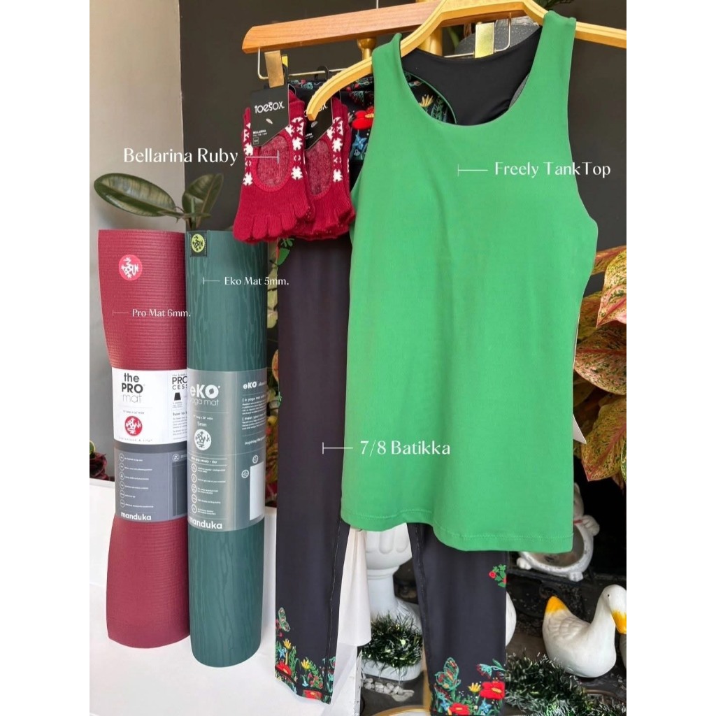 Manduka เสื่อโยคะ eKO® Yoga Mat 5mm หนาแน่นแต่นุ่มสบาย หนาถึง 5 มม. ลดแรงกระแทก ซัพพอร์ตข้อเข่า 📌แถมสายรัดเก็บเสื่อฟรี รูปที่ 3